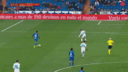 ATP总决赛第5日综述：阿卡3连胜锁定年终第一，德米纳尔赢球晋级